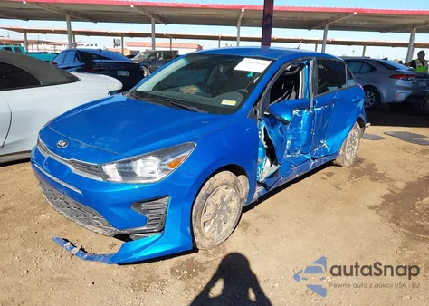 2021 Kia Rio 5-Door S z USA, uszkodzony, nr VIN 3KPA25AD8ME368002